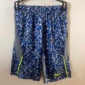 boys medium shorts